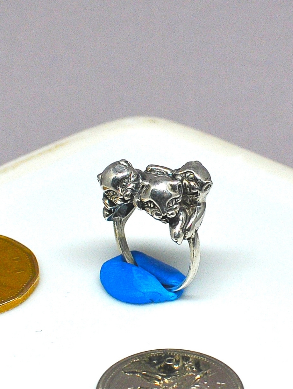 Cute Vintage Ring with 3 cuddly kitties sterling silver - Picture 6 of 7